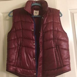 Billabong Super cute puffer vest - Never worn